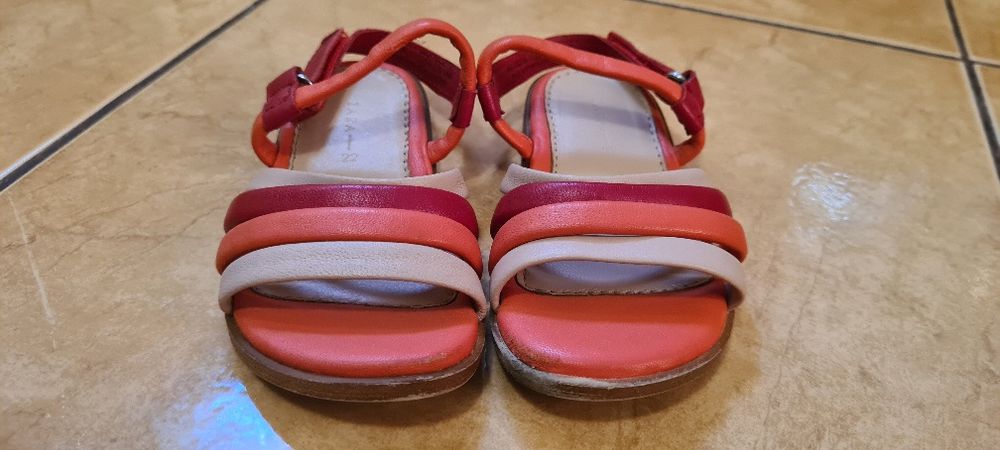 Sandale ZARA piele. Nr 22
