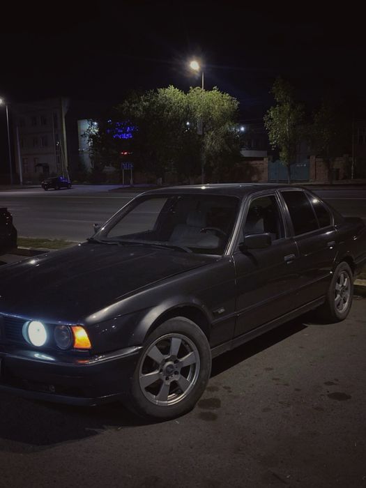 Продам BMW пятая серия