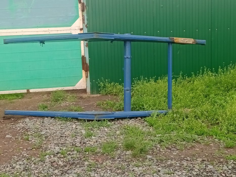 Стрела  на трактор МТЗ Юмз