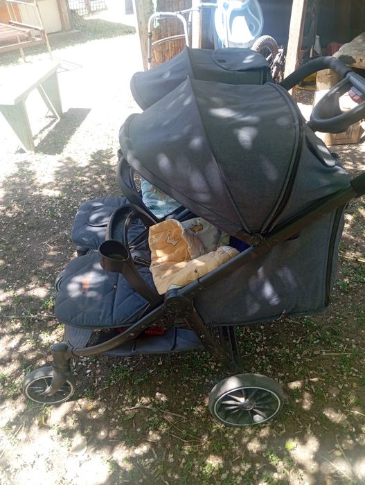 Продам коляску,в неплохом состояний.