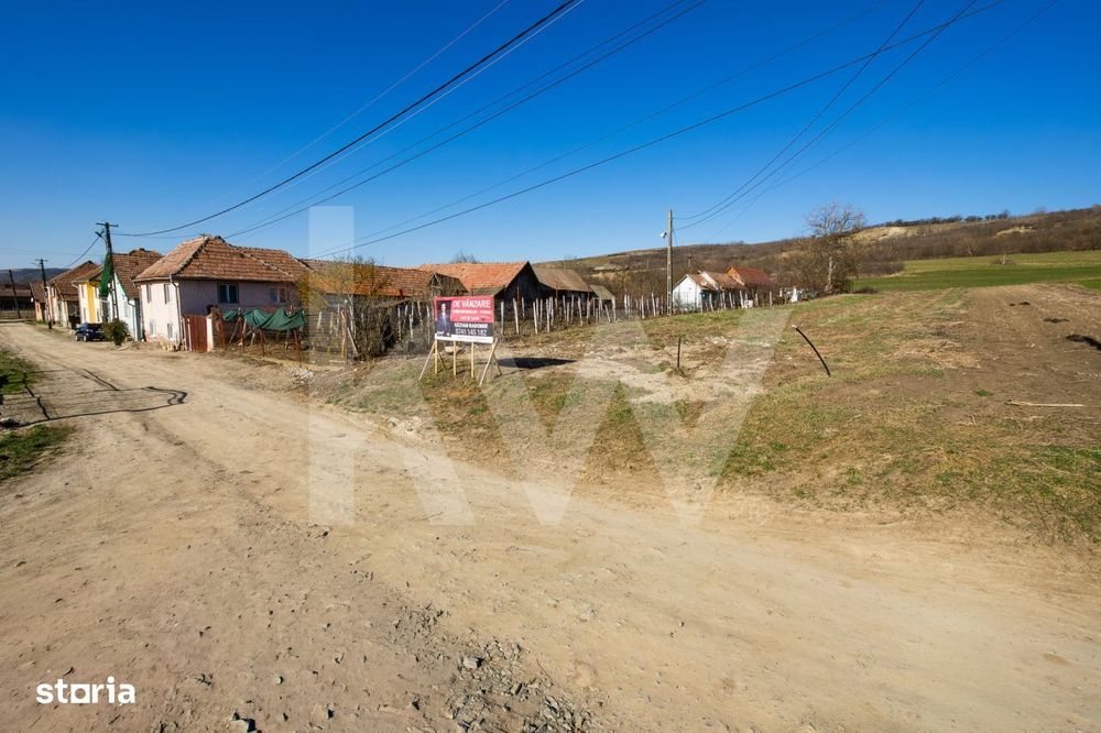 Teren intravilan 1152mp, loc de casa, utilitati, loc. Rusi, 20km Sibiu