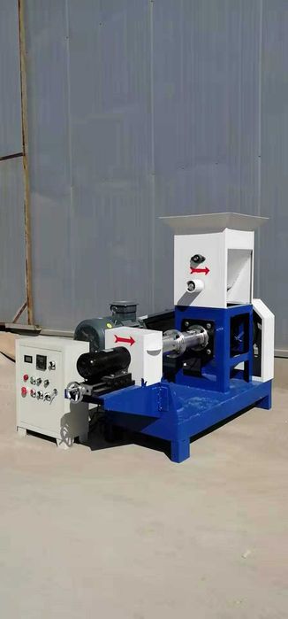 Кормовой экструдер