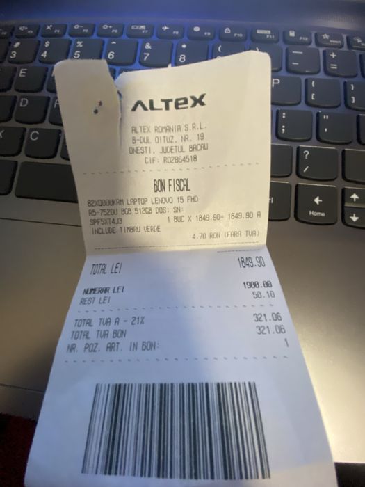 Leptop lenovo folosit 2luni