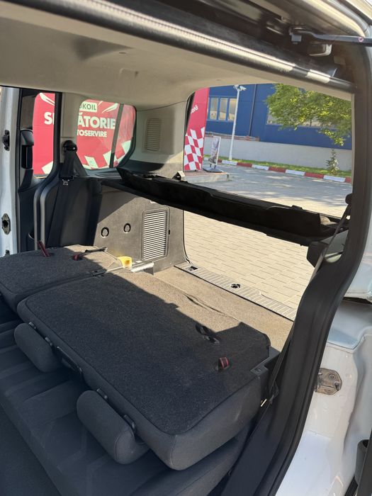 Ford Tourneo Connect 1.5 TDCi 120 CP 2018