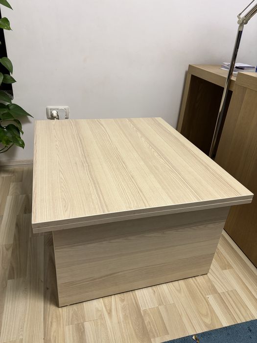 Masa extensibila facuta pe comanda