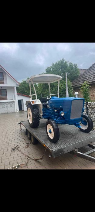 Tractor Ford 3000