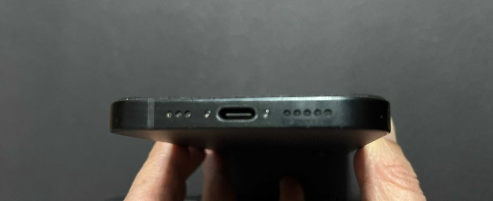 IPhone 16e, 128gb б/у