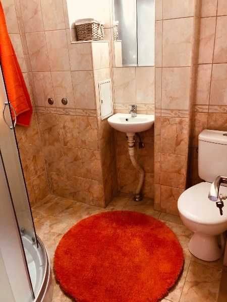 Дава се под наем Тристаен апартамент в Пловдив, Кършияка - 70 кв.м за 200 € - Снимка #3
