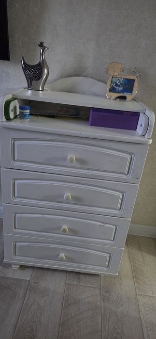 Продам пеленальный комод.