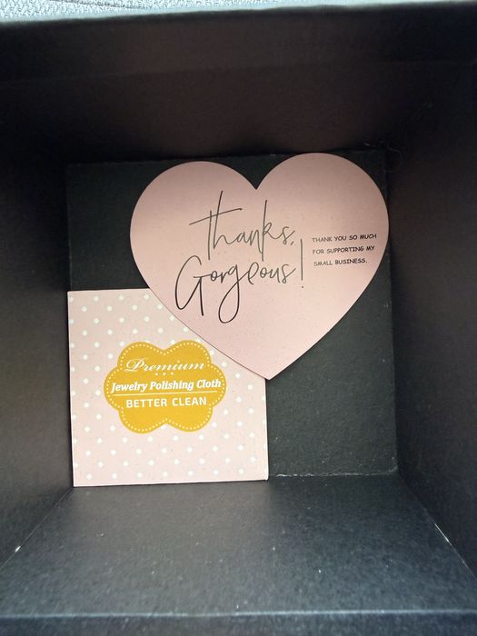 Дизайнерска гривна Bran&Co с основа от малки кристалчета