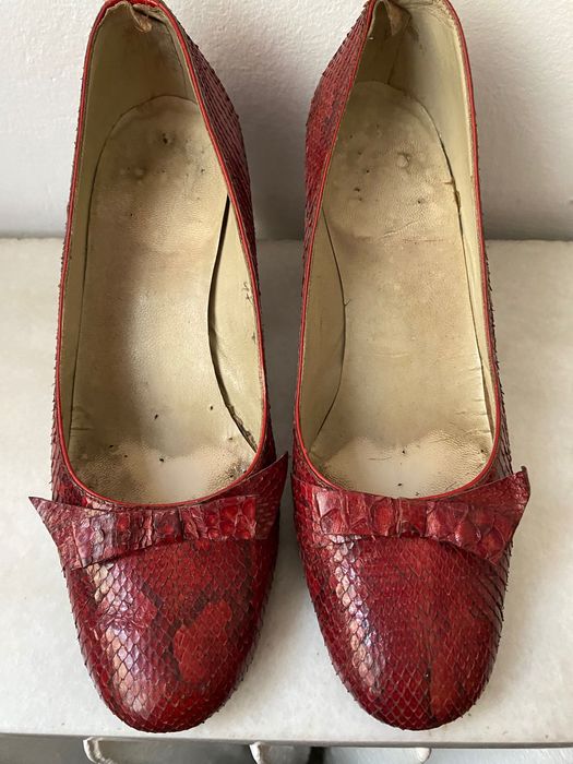 Pantofi din piele de sarpe marime 36