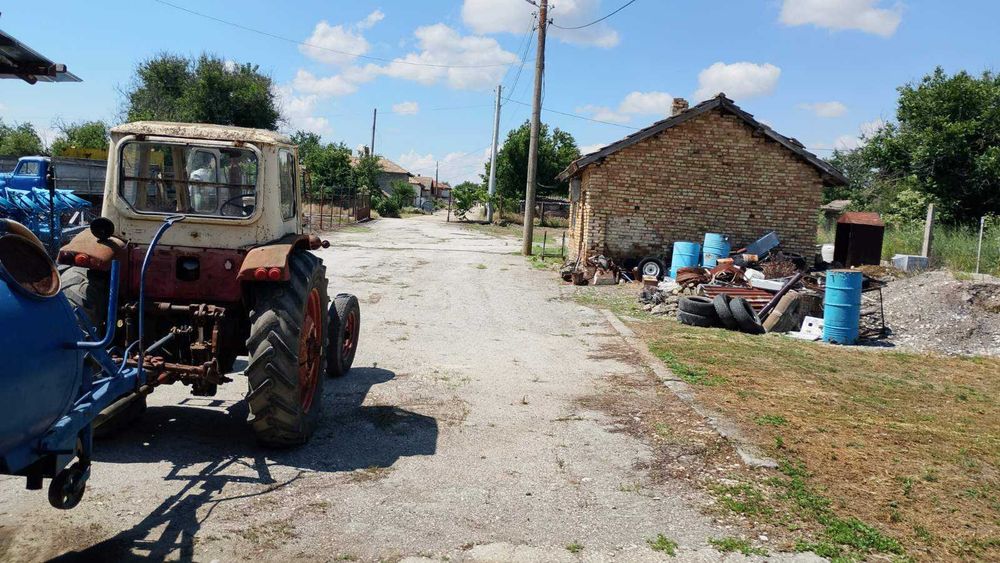 Продавам три казана за варене на ракия. Базата се намира в село БРЕСТАК област Варна.За повече информация на телефон 0889458866 Цена 60 000 евро