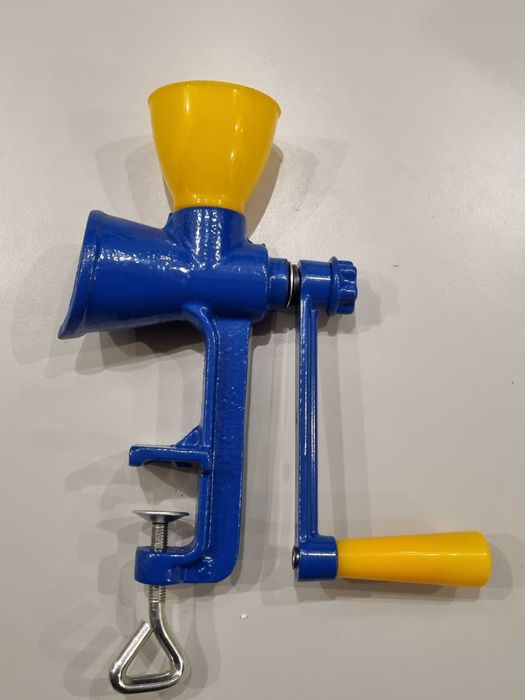 Masina de macinat mac