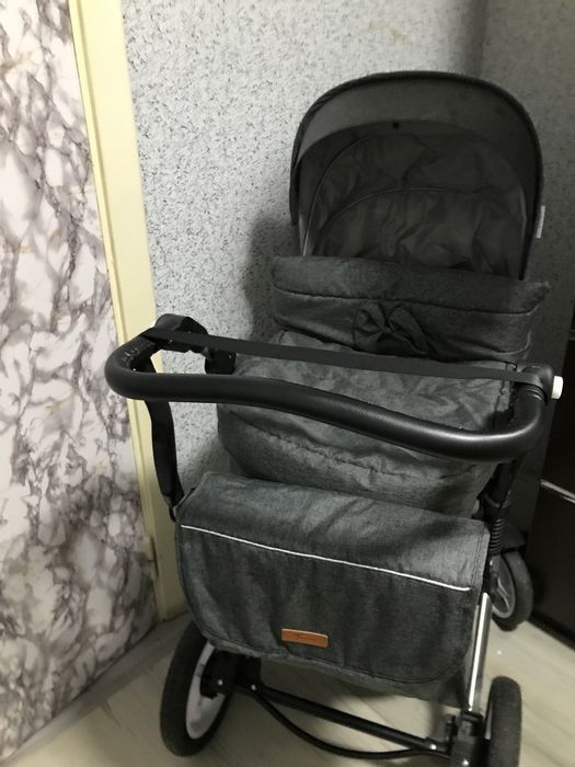 Продам коляску