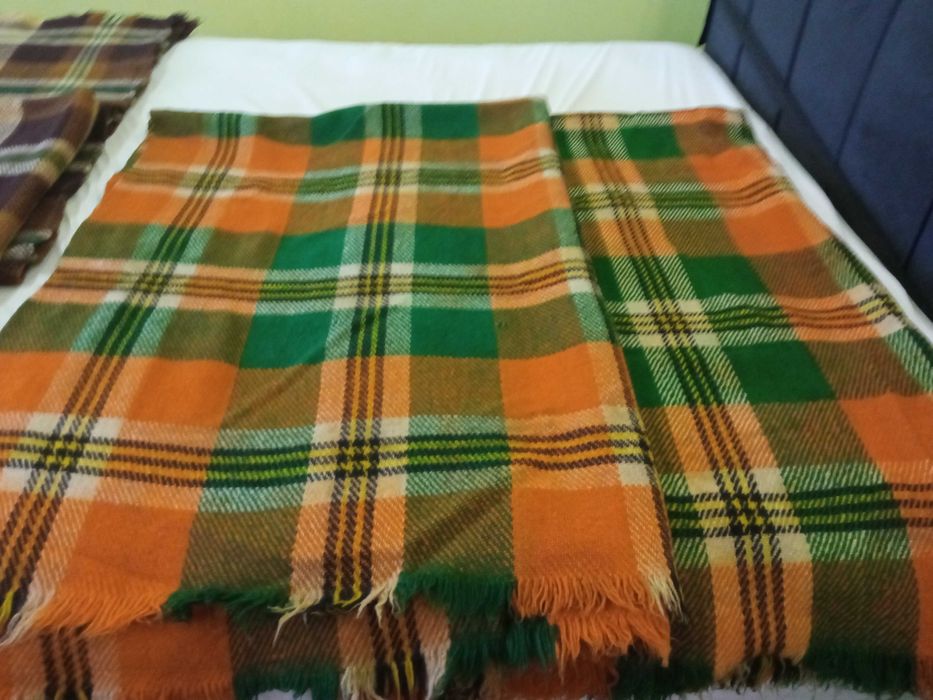 Вълнени родопски одеала