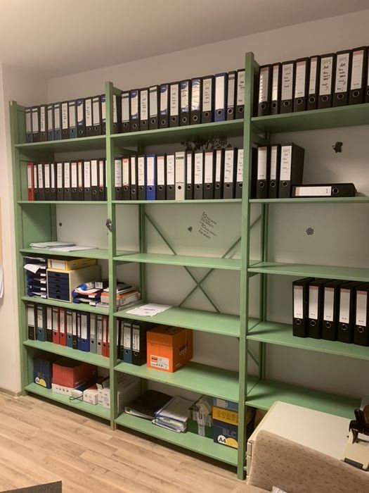 Rafturi metalice cu polite