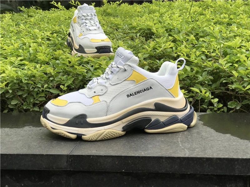 Balenciaga Triple S - Olive/Dark Green/Black