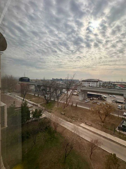 2 ком квартира Массив куйлюк 4 с ремонтом метро Матонат