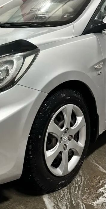 Продам комплект диски с колпоками (оригинал)