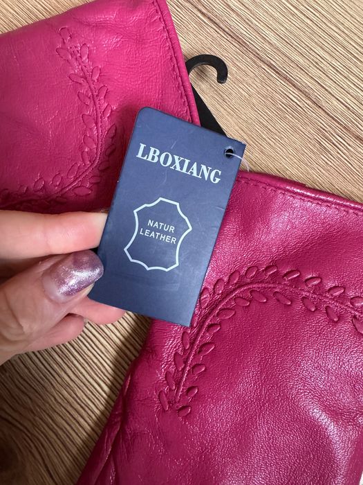 Дамски кожени ръкавици