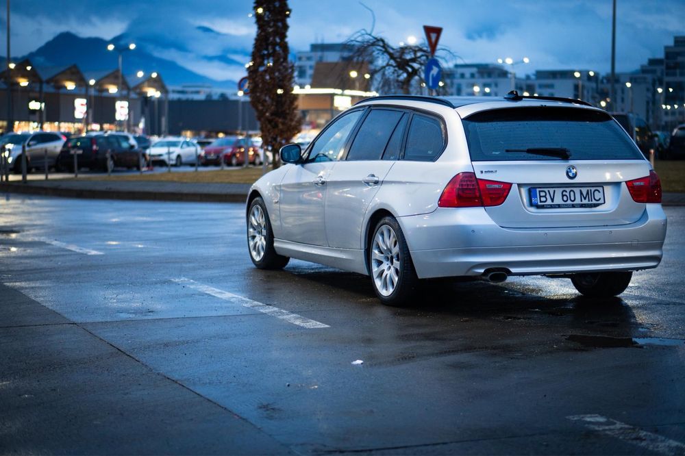 BMW Seria 3 E91 LCI 2011 – 320d 177CP – Automat