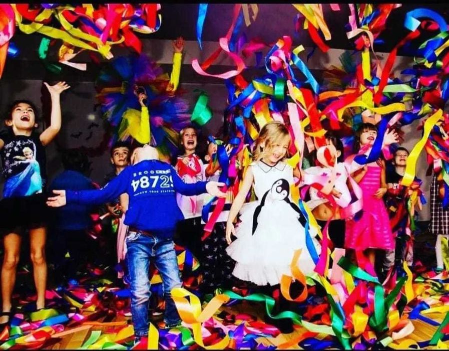 Тамада , ведущая