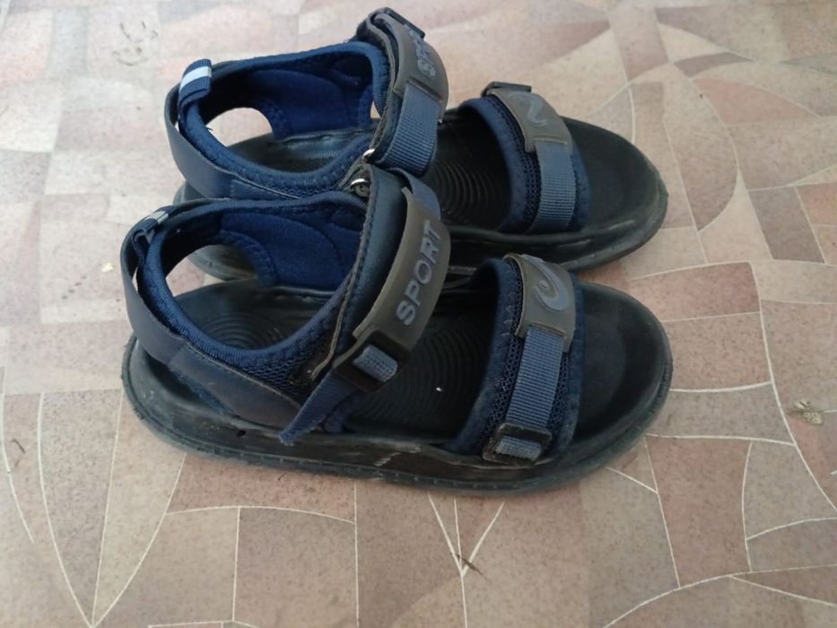 Сандалии на мальчика