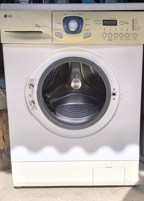 Продам стиральную машинку LG 5 kg 800 оборотов отжима