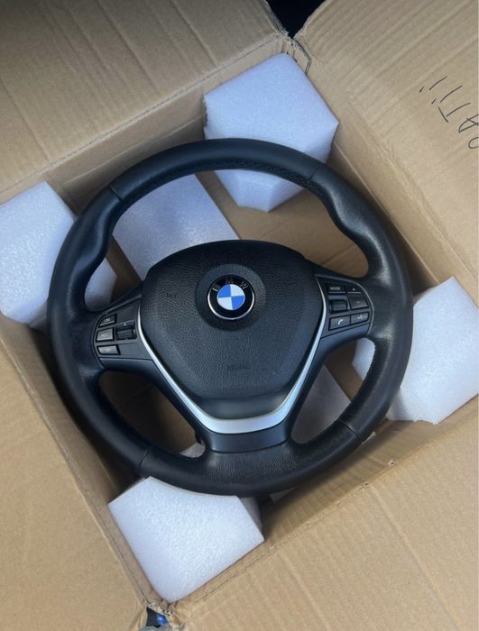 VOLAN BMW ORIGINAL  seria 3,4  F30,F31,F32,F34,F36 +airbag + vibratii -lane assist