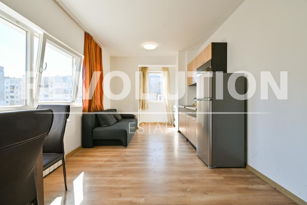 Дава се под наем Двустаен апартамент в София, Надежда 2 - 60 кв.м за 610.98 € - Снимка #1