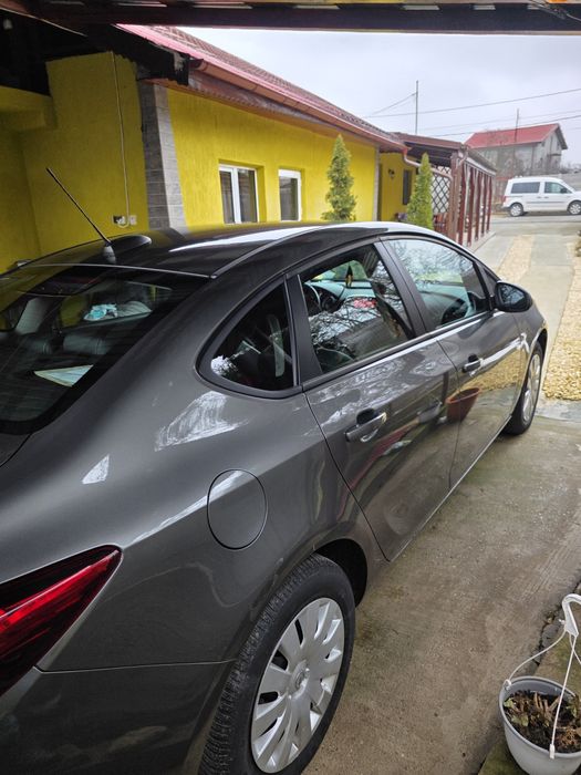 Opel Astra J 1.4 Turbo