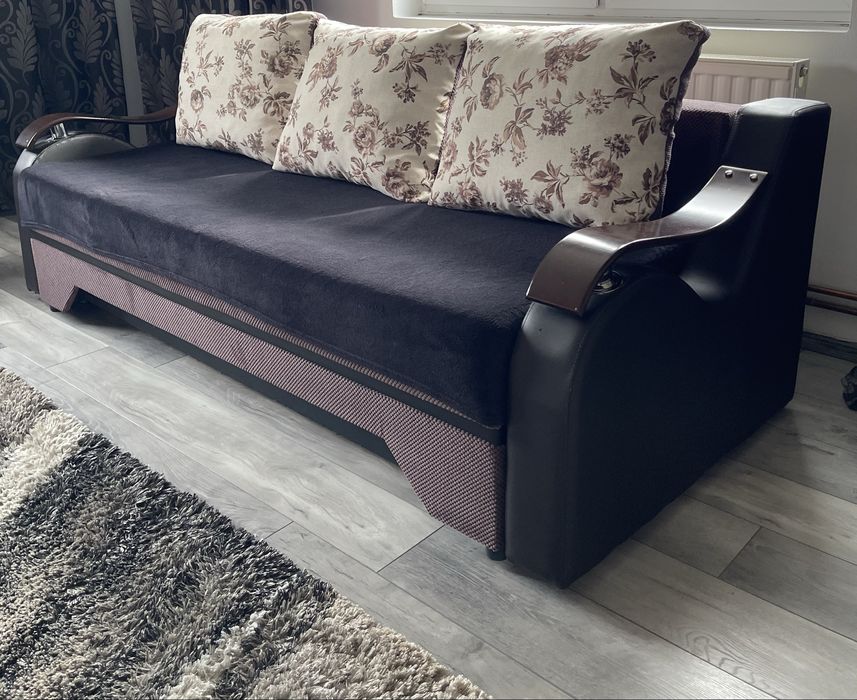 Vand canapea  ………..