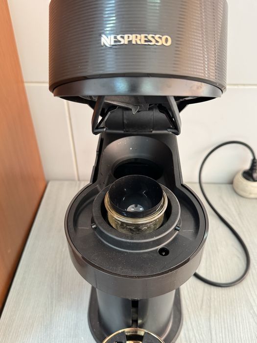 Expressor Nespresso Vertuo  Premium Coffee