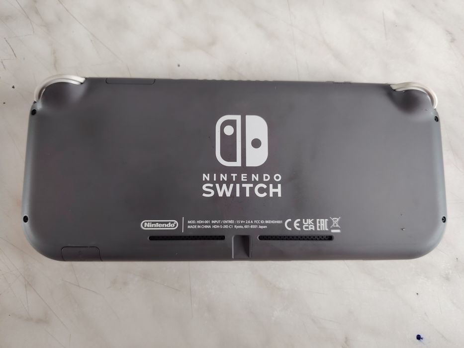 Nintendo Switch Light