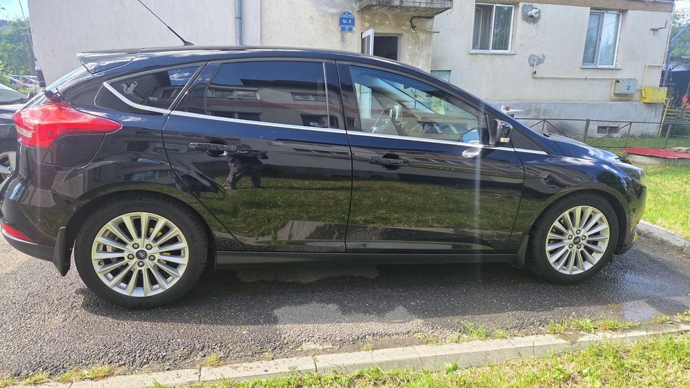 Vând Ford Focus MK 3.5 2015