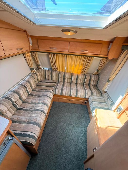 2004 swift charisma’
