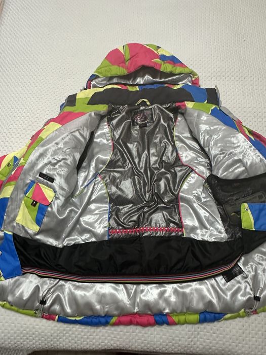 Продается Лыжная куртка теплая