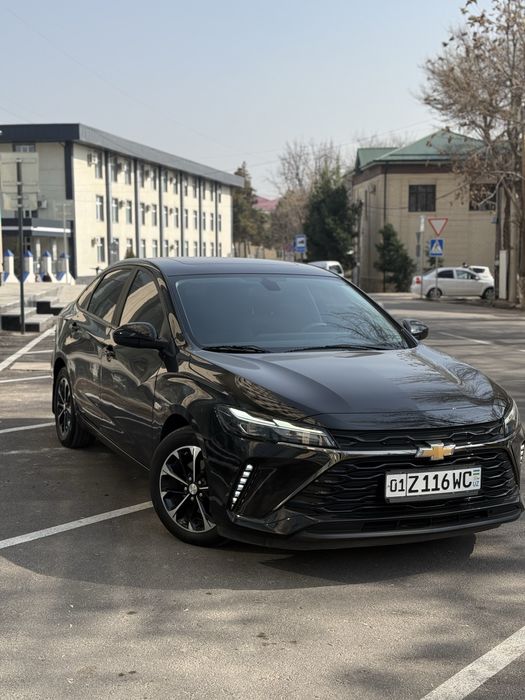 Monza 1.3 turbo sotiladi srochna