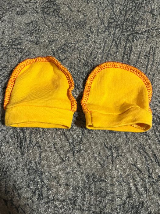Бебешки прекрасни шапки