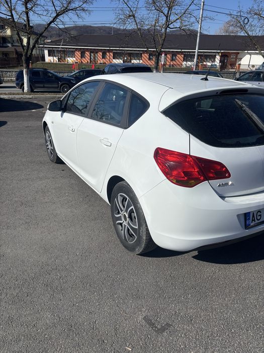 Opel Astra J Eco Flex, 1,3 Diesel, an 2010