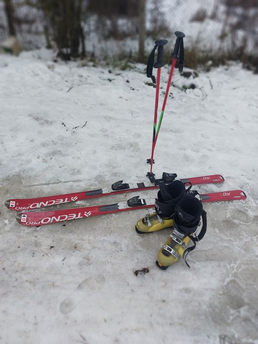 Set complet schiuri clapari si bete  marimea 44 45