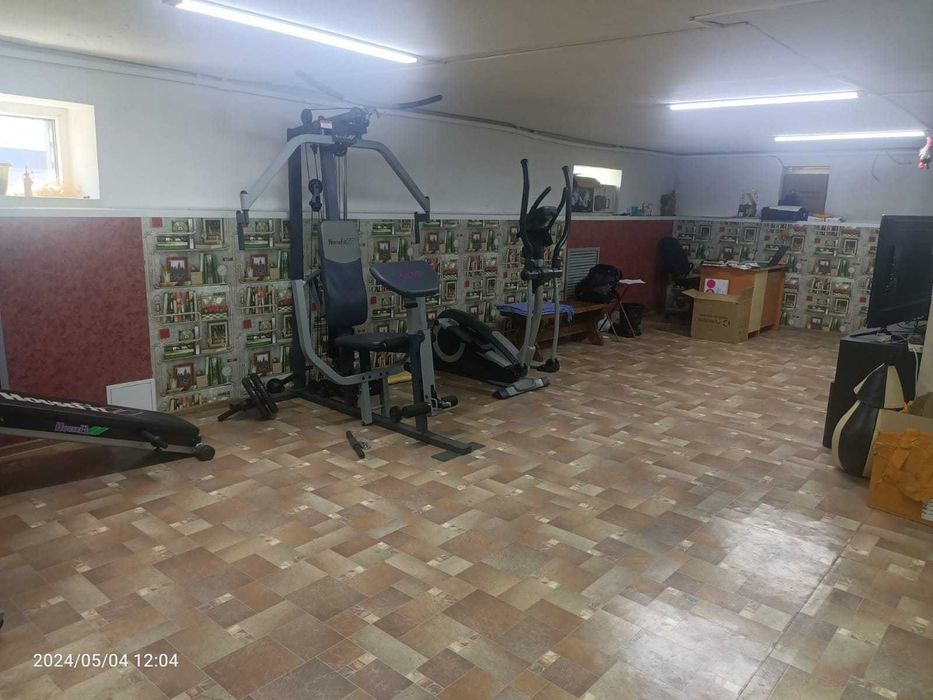 Продам коттедж р-н Аквапарка.