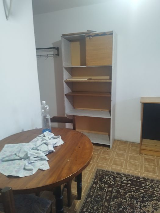 Студио под наем  до градската градина