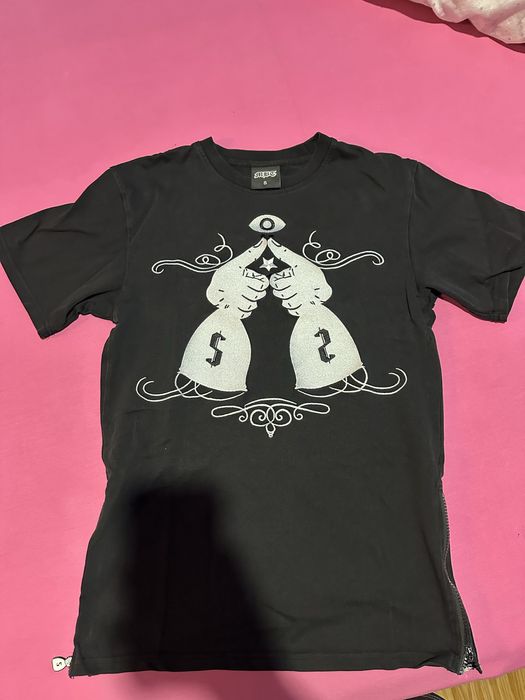 Лимитирана тениска на MBT