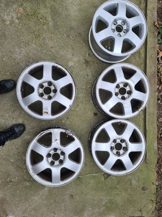 Пет броя джанти за audi a3 8l