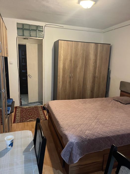 Garsoniera decomandata de vanzare