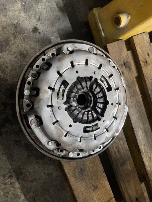 Kit ambreiaj, volant bmw 114d 116d 118d