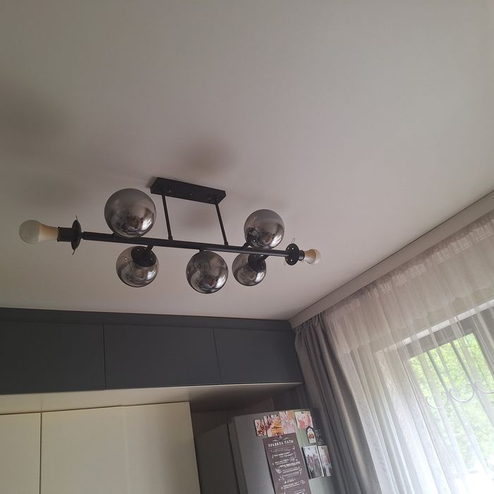 Продам срочно люстры