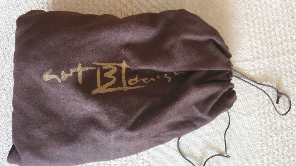 Биметални поставка за вино и настолен часовник от Art 3 Design