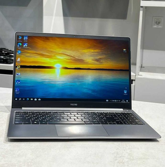 Tecno Megabook T1 intel i5-1035g7 16/512 Display 15'6 FHD IPS